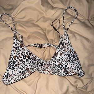 Zaful Leopard Print Bikini Top